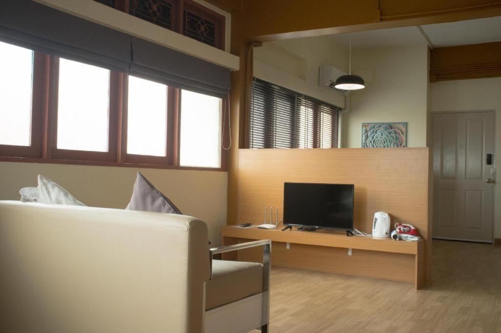 Alameda Suites Hotel Bangkok Kültér fotó